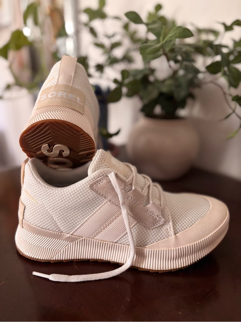SOREL Out N About III Low Waterproof Sneakers Sea Salt Women’s Size 8